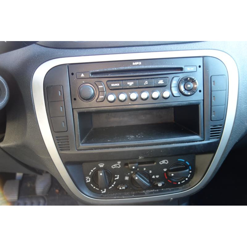 Ceinture avant droit CITROEN C2 Photo n°19