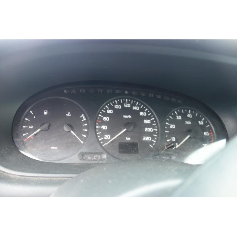 Pare choc arriere RENAULT MEGANE Photo n°12