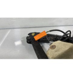 Pretensionneur de ceinture avant droit FORD C-MAX 1
