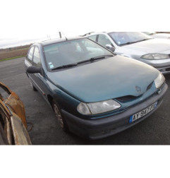 Pretensionneur de ceinture avant droit RENAULT LAGUNA 1
