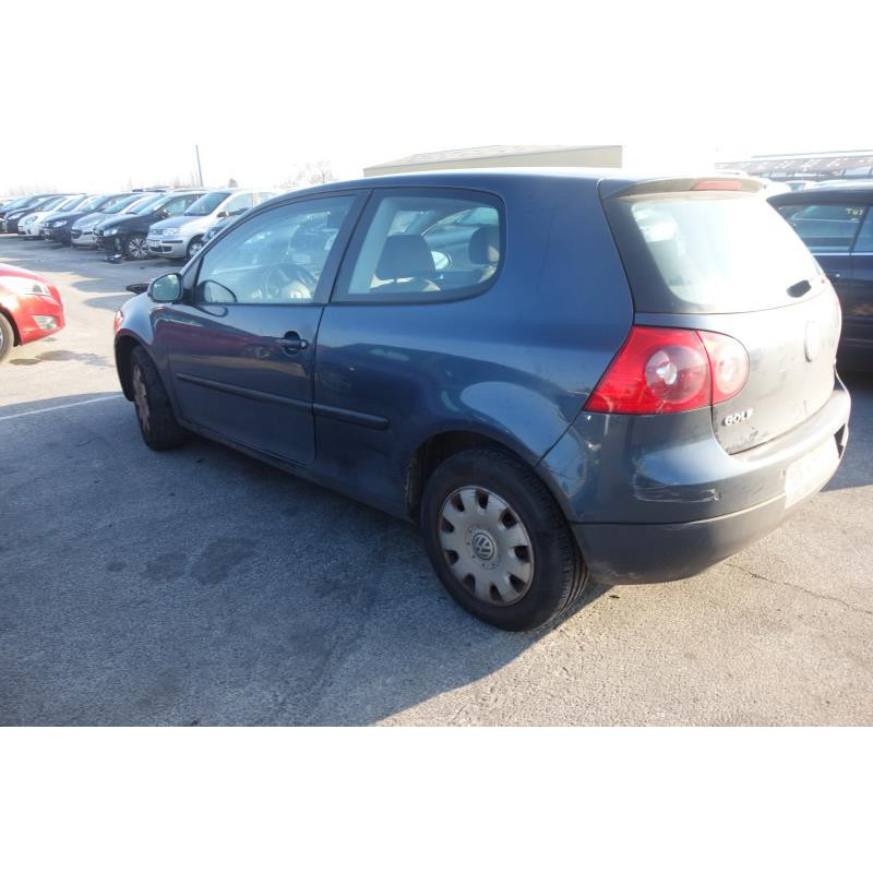 Pare choc arriere VOLKSWAGEN GOLF 5 Photo n°17