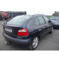 Ceinture avant droit RENAULT MEGANE 1