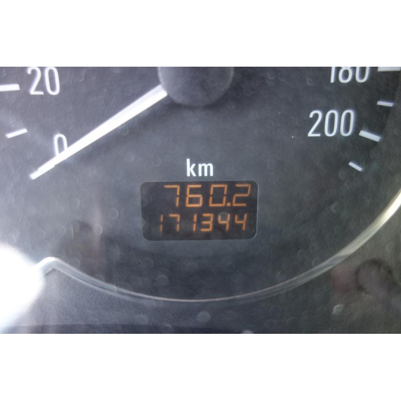 Compresseur clim OPEL MERIVA A Photo n°19