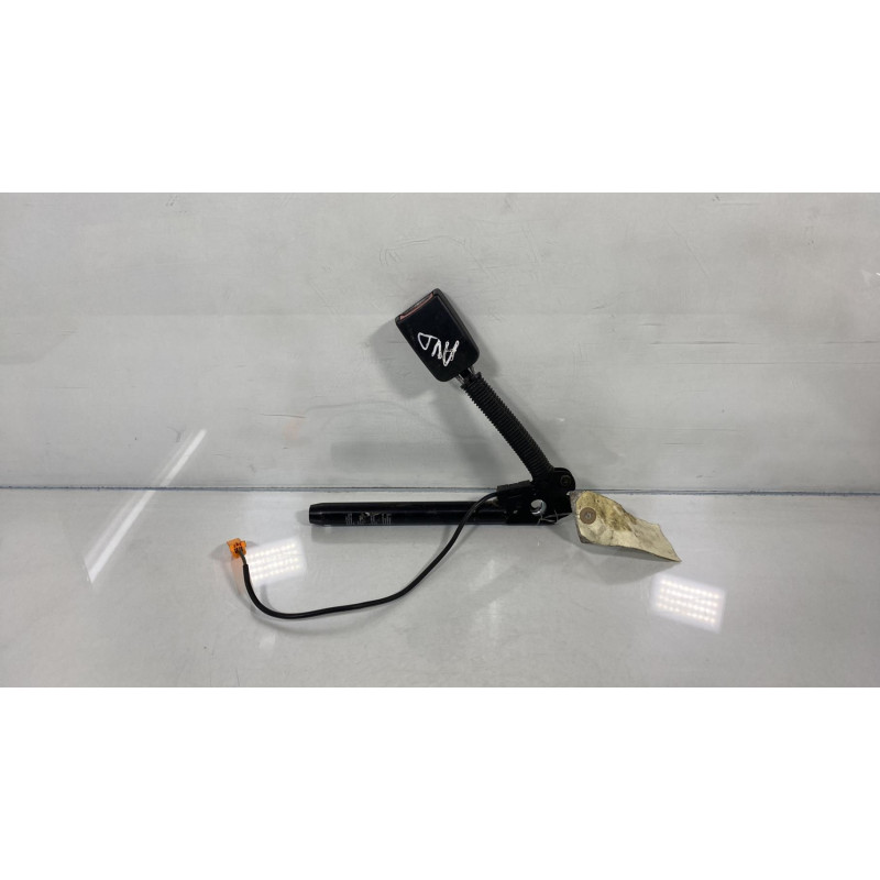 Pretensionneur de ceinture avant droit FORD FIESTA 5 Photo n°9