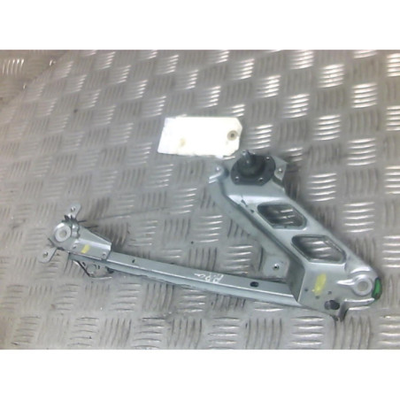 Leve vitre mecanique arriere gauche OPEL CORSA B Photo n°9
