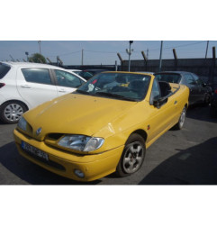 Ceinture avant droit RENAULT MEGANE 1