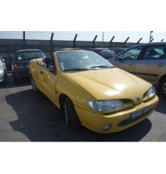 Ceinture avant droit RENAULT MEGANE 1