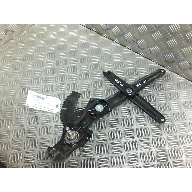 Leve vitre mecanique arriere gauche PEUGEOT 205 Photo n°9