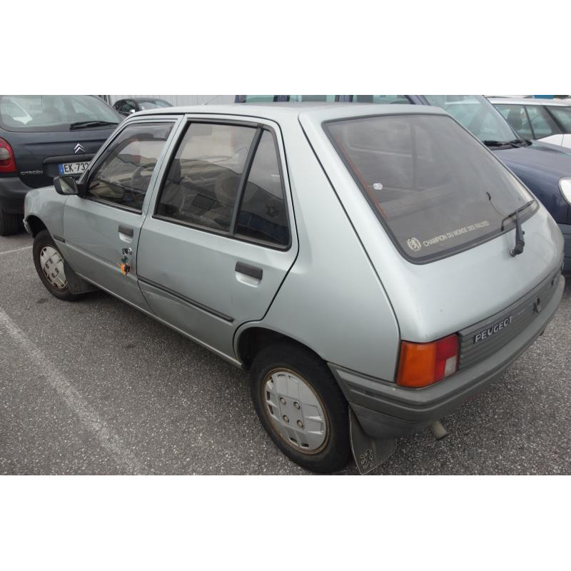 Leve vitre mecanique arriere gauche PEUGEOT 205 Photo n°13