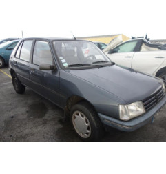 Traverse superieure PEUGEOT 205