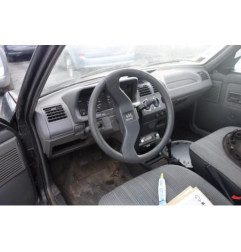 Traverse superieure PEUGEOT 205