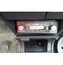 Traverse superieure PEUGEOT 205