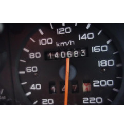 Traverse superieure PEUGEOT 205