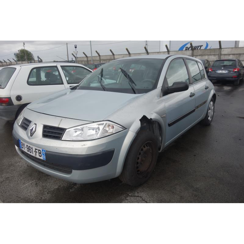 Pare choc arriere RENAULT MEGANE 2 Photo n°22