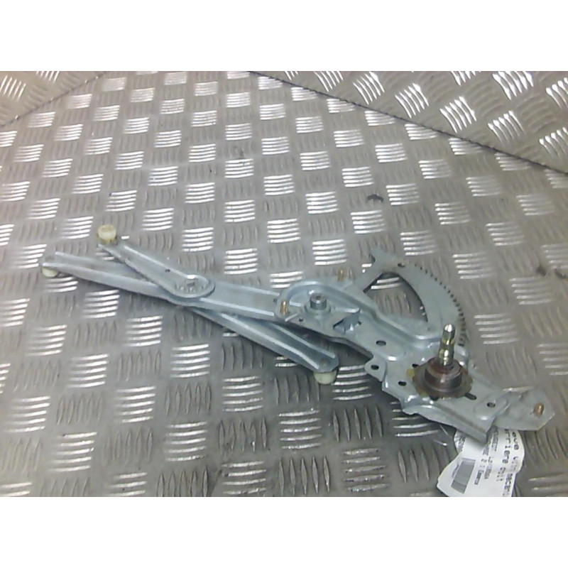 Leve vitre mecanique arriere droit PEUGEOT 205 Photo n°8