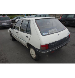 Leve vitre mecanique arriere droit PEUGEOT 205