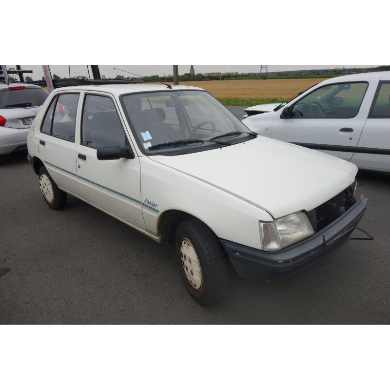 Leve vitre mecanique arriere gauche PEUGEOT 205 Photo n°10
