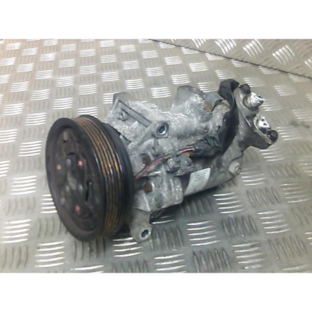 Compresseur clim NISSAN PULSAR Photo n°8
