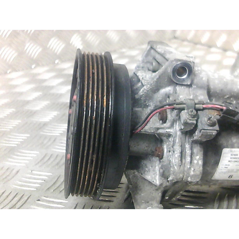 Compresseur clim NISSAN PULSAR Photo n°9