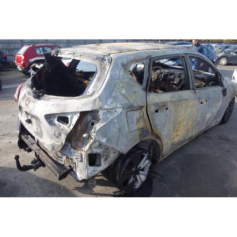 Compresseur clim NISSAN PULSAR Photo n°13