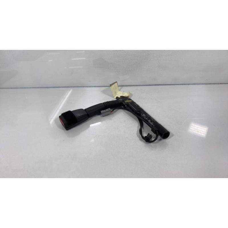 Pretensionneur de ceinture avant droit BMW SERIE 1 E87 Photo n°14
