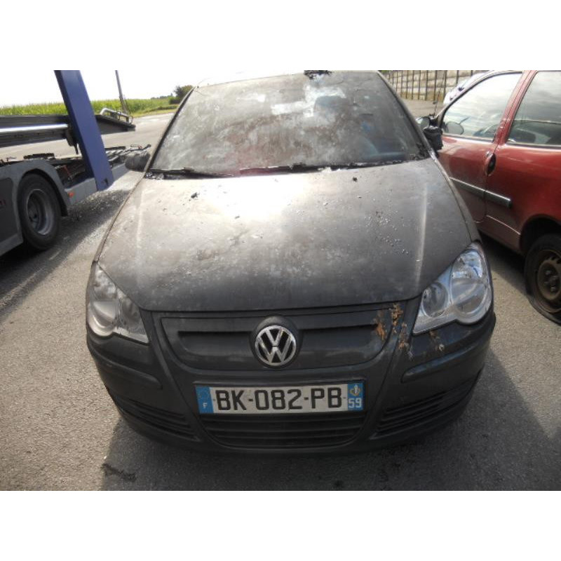 Charniere de capot VOLKSWAGEN POLO 4 Photo n°12