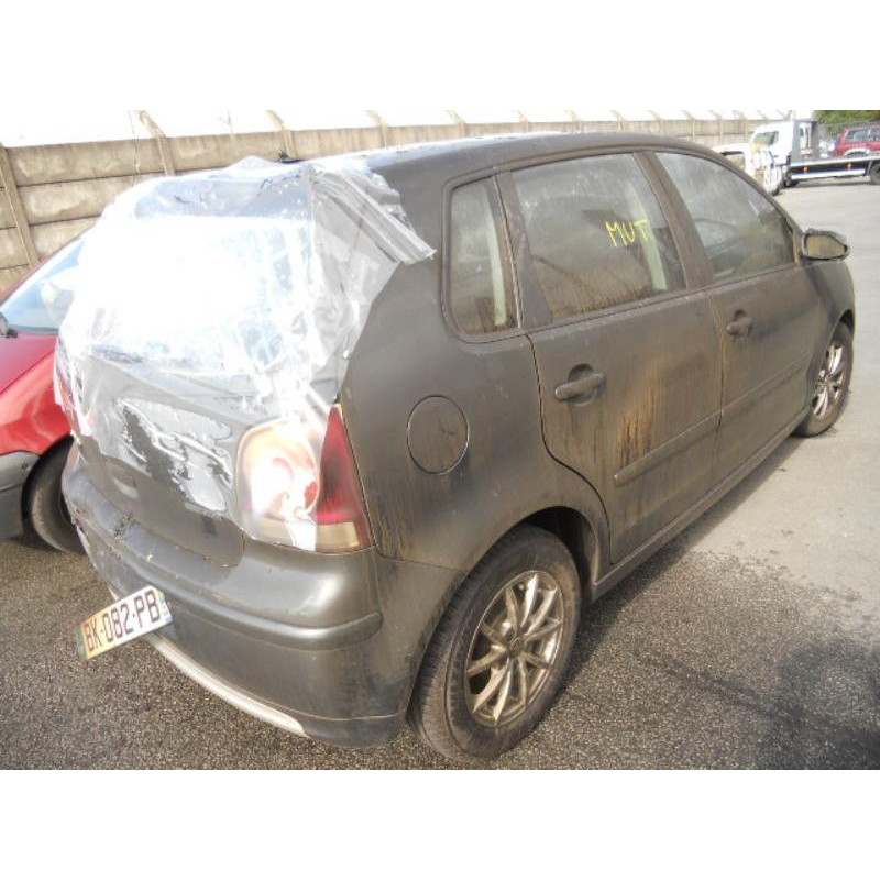 Charniere de capot VOLKSWAGEN POLO 4 Photo n°14