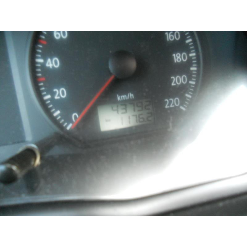 Charniere de capot VOLKSWAGEN POLO 4 Photo n°19
