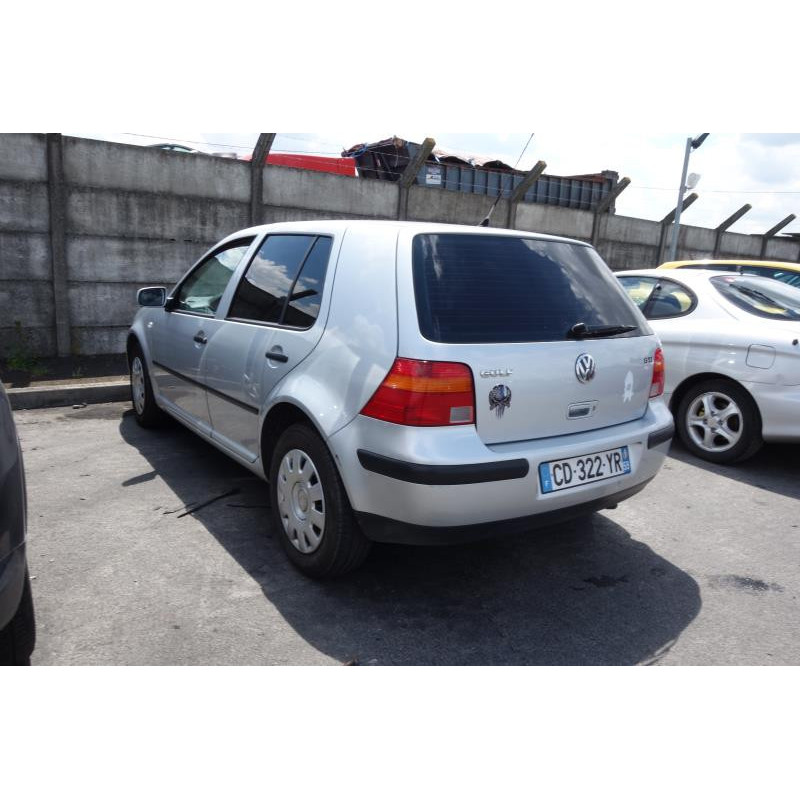 Renfort pare choc arriere (traverse) VOLKSWAGEN GOLF 4 Photo n°15