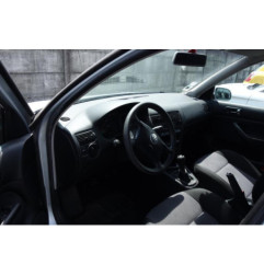 Renfort pare choc arriere (traverse) VOLKSWAGEN GOLF 4