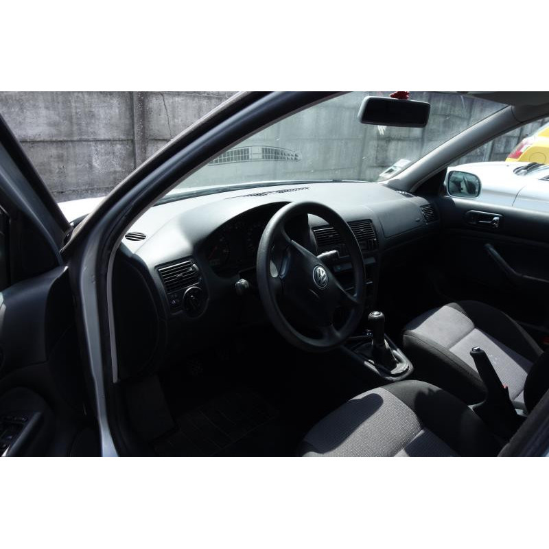 Renfort pare choc arriere (traverse) VOLKSWAGEN GOLF 4 Photo n°18