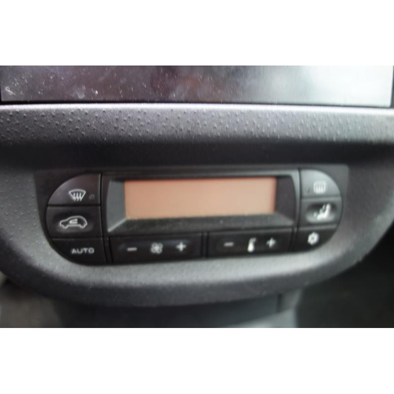 Compresseur clim CITROEN C2 Photo n°9
