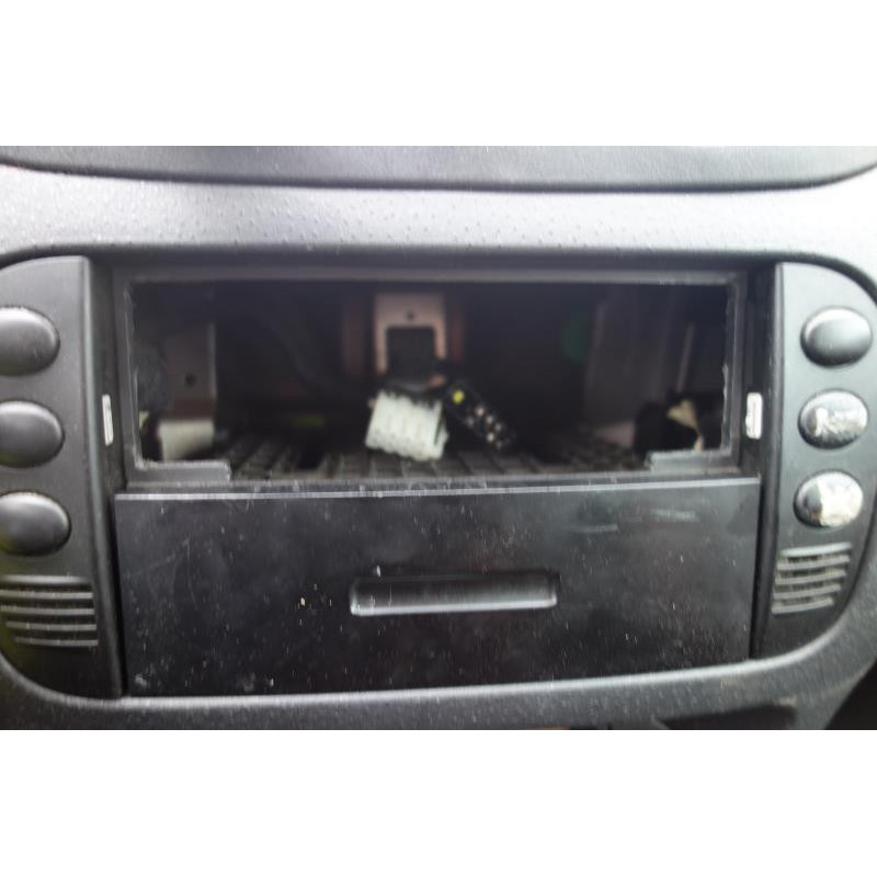 Compresseur clim CITROEN C2 Photo n°10