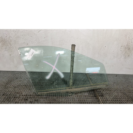 Vitre avant droit FIAT PUNTO 2 Photo n°1