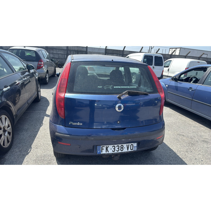 Vitre avant droit FIAT PUNTO 2 Photo n°9