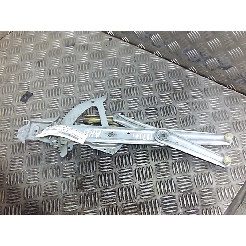 Leve vitre mecanique arriere droit PEUGEOT 205 Photo n°10