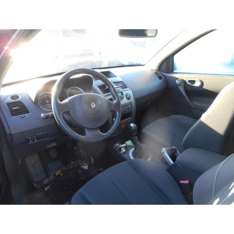 Pare choc arriere RENAULT MEGANE 2 Photo n°18