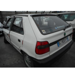 Pare choc arriere SKODA FELICIA