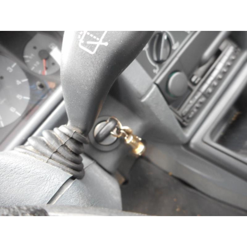 Pare choc arriere SKODA FELICIA Photo n°17