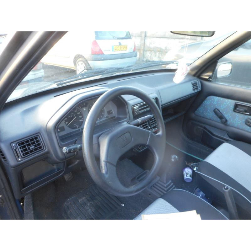 Pare choc arriere PEUGEOT 106 Photo n°13
