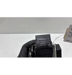 Pretensionneur de ceinture arriere droit RENAULT LAGUNA 3