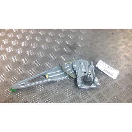Leve vitre mecanique arriere gauche TOYOTA YARIS 2 Photo n°8