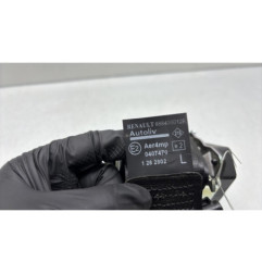 Pretensionneur de ceinture arriere gauche RENAULT LAGUNA 3