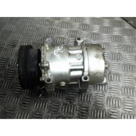 Compresseur clim RENAULT LAGUNA 1 Photo n°10