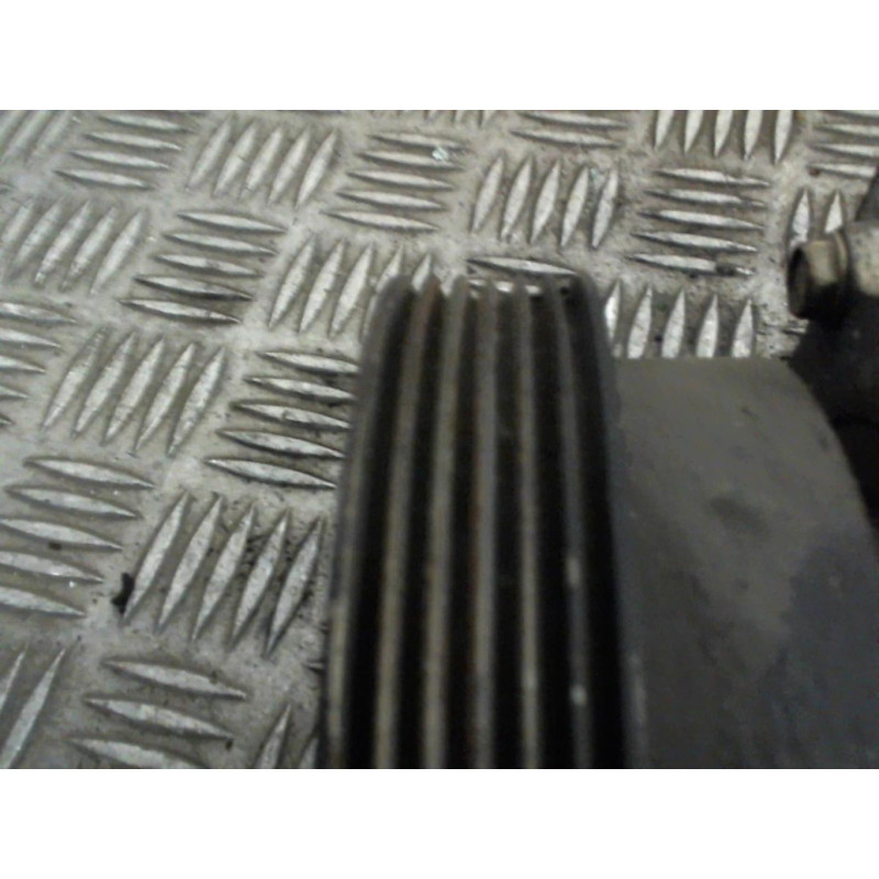 Compresseur clim RENAULT LAGUNA 1 Photo n°11