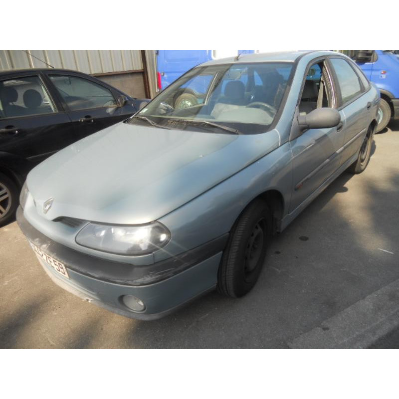 Compresseur clim RENAULT LAGUNA 1 Photo n°13