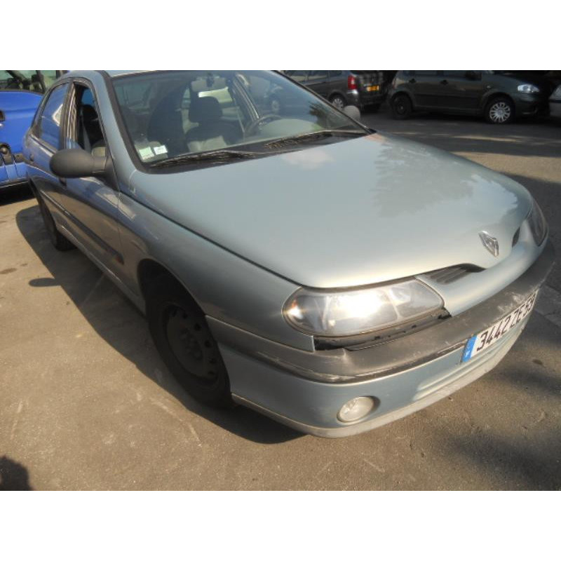 Compresseur clim RENAULT LAGUNA 1 Photo n°14
