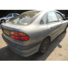 Compresseur clim RENAULT LAGUNA 1