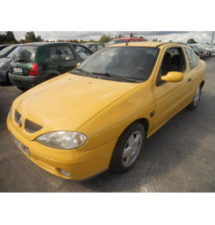 Renfort pare choc arriere (traverse) RENAULT MEGANE 1