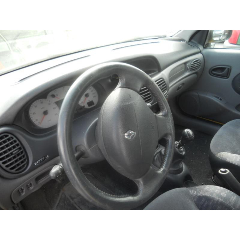 Renfort pare choc arriere (traverse) RENAULT MEGANE 1 Photo n°14